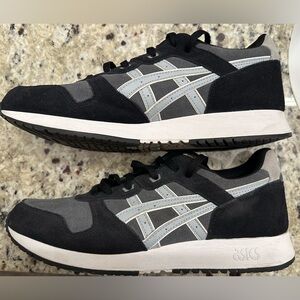 Men’s Asics 10.5 black/grey